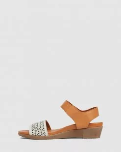 Active Flex Accord WHITE/COGNAC GLOVE -Sandals Sales Shop http3A2F2Fstatic.theiconic.com .au2Fp2Factive flex 0675 5154141 3