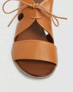 Active Flex Yardley COGNAC GLOVE -Sandals Sales Shop http3A2F2Fstatic.theiconic.com .au2Fp2Factive flex 2634 7454141 4