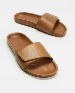AERE Tenere Leather Slides Tan