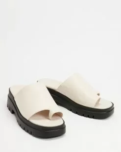 AERE Leather Block Platforms Cream Leather -Sandals Sales Shop http3A2F2Fstatic.theiconic.com .au2Fp2Faere 5243 2912041 4