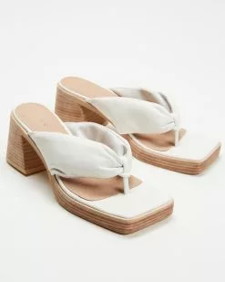 AERE Block Thong Heels White Leather -Sandals Sales Shop http3A2F2Fstatic.theiconic.com .au2Fp2Faere 6779 5403231 3