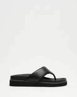 AERE Chunky Leather Padded Thongs Black Leather -Sandals Sales Shop http3A2F2Fstatic.theiconic.com .au2Fp2Faere 7148 7712041 3