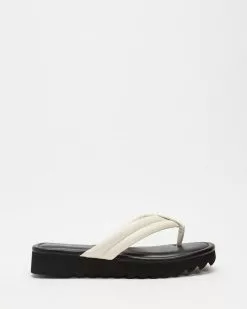 AERE Padded Thong Platforms Cream Leather -Sandals Sales Shop http3A2F2Fstatic.theiconic.com .au2Fp2Faere 9649 7174631 3