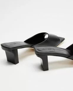 Aeyde Katti Black -Sandals Sales Shop http3A2F2Fstatic.theiconic.com .au2Fp2Faeyde 4025 1071111 4