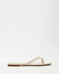 Aeyde Renee Creamy -Sandals Sales Shop http3A2F2Fstatic.theiconic.com .au2Fp2Faeyde 9549 4696921 3