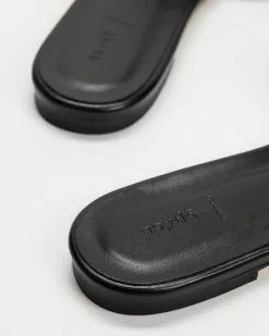 Aeyde Anna Black -Sandals Sales Shop http3A2F2Fstatic.theiconic.com .au2Fp2Faeyde 9570 1596921 4