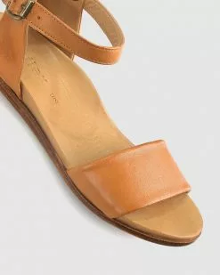 Airflex Steel Leather Footbed Sandals Tan -Sandals Sales Shop http3A2F2Fstatic.theiconic.com .au2Fp2Fairflex 0534 1990441 4