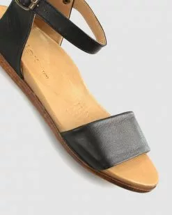 Airflex Steel Leather Footbed Sandals Black -Sandals Sales Shop http3A2F2Fstatic.theiconic.com .au2Fp2Fairflex 0538 3990441 4