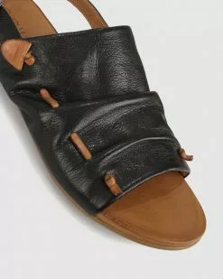 Airflex Flake Comfort Leather Sandals Black/Tan -Sandals Sales Shop http3A2F2Fstatic.theiconic.com .au2Fp2Fairflex 0592 5922441 4