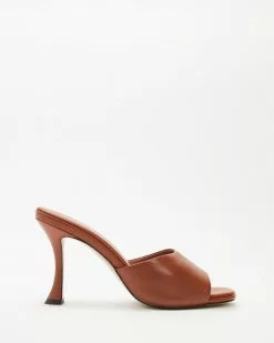 Alias Mae Siani Tan Leather