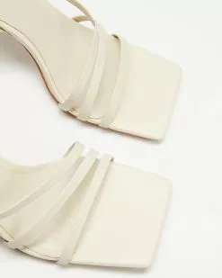 Alias Mae Aspen Bone -Sandals Sales Shop http3A2F2Fstatic.theiconic.com .au2Fp2Falias mae 5683 2088331 5