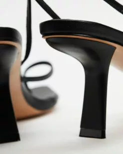 Alias Mae Waikiki Black Leather -Sandals Sales Shop http3A2F2Fstatic.theiconic.com .au2Fp2Falias mae 6689 7878331 5