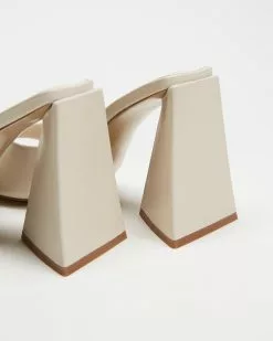 Alias Mae Rini Bone -Sandals Sales Shop http3A2F2Fstatic.theiconic.com .au2Fp2Falias mae 9368 0732131 4