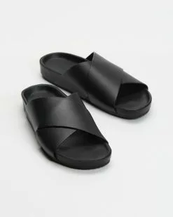 Assembly Label Crossover Slides Black