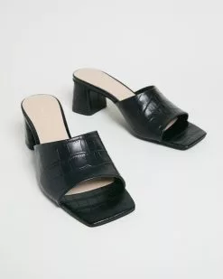 Atmos&Here Chee Leather Heels Black Croc Embossed Leather