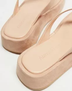 Atmos&Here Pernille Midform Leather Thongs Nude -Sandals Sales Shop http3A2F2Fstatic.theiconic.com .au2Fp2Fatmos here 4408 8096821 4