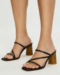 Atmos&Here Yin Leather Heels Black Leather