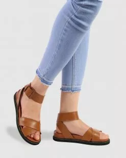 Beau Coops Rona Sandals Miele -Sandals Sales Shop http3A2F2Fstatic.theiconic.com .au2Fp2Fbeau coops 1829 4614141 5