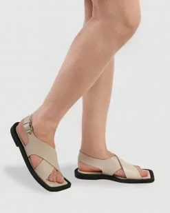 Beau Coops Cecilia Sandals Ghiaccio -Sandals Sales Shop http3A2F2Fstatic.theiconic.com .au2Fp2Fbeau coops 3593 0924141 5