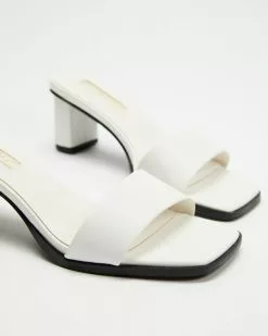 Billini Joplin White -Sandals Sales Shop http3A2F2Fstatic.theiconic.com .au2Fp2Fbillini 3832 4135921 3