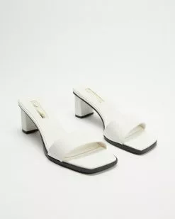 Billini Joplin White -Sandals Sales Shop http3A2F2Fstatic.theiconic.com .au2Fp2Fbillini 3902 4135921 2