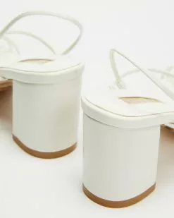 Billini Yachi White -Sandals Sales Shop http3A2F2Fstatic.theiconic.com .au2Fp2Fbillini 5978 0733431 4