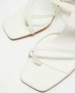 Billini Elisha White -Sandals Sales Shop http3A2F2Fstatic.theiconic.com .au2Fp2Fbillini 6017 3633431 3