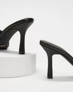 Billini Soul Black -Sandals Sales Shop http3A2F2Fstatic.theiconic.com .au2Fp2Fbillini 6034 0533431 2