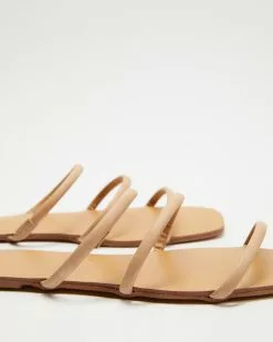 Billini Larson Nude -Sandals Sales Shop http3A2F2Fstatic.theiconic.com .au2Fp2Fbillini 6450 1725921 4