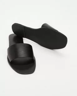 Billini Henry Black -Sandals Sales Shop http3A2F2Fstatic.theiconic.com .au2Fp2Fbillini 7278 8666211 3