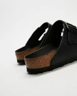 Birkenstock Arizona Regular - Women's Embossed Smooth Leather Black -Sandals Sales Shop http3A2F2Fstatic.theiconic.com .au2Fp2Fbirkenstock 0613 9806931 3