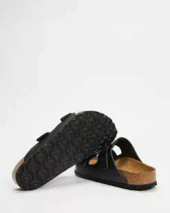 Birkenstock Arizona Smooth Leather Regular Sandals - Unisex Black -Sandals Sales Shop http3A2F2Fstatic.theiconic.com .au2Fp2Fbirkenstock 4677 404734 3
