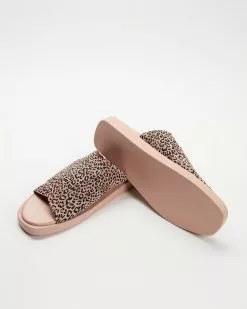 Bueno Jesse Cameo Leopard -Sandals Sales Shop http3A2F2Fstatic.theiconic.com .au2Fp2Fbueno 3063 6643531 3