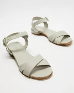 Bueno Francis Tusk -Sandals Sales Shop http3A2F2Fstatic.theiconic.com .au2Fp2Fbueno 3574 7735241 3