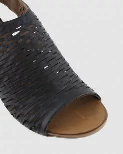 Bueno Ruby Black -Sandals Sales Shop http3A2F2Fstatic.theiconic.com .au2Fp2Fbueno 5010 414288 4