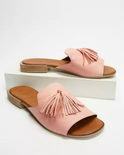 Bueno Adielia Lagoon