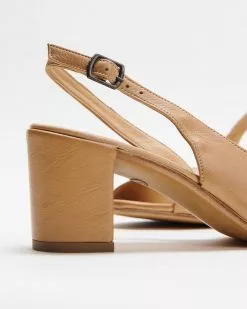 Bueno Zimmi Scissors -Sandals Sales Shop http3A2F2Fstatic.theiconic.com .au2Fp2Fbueno 8608 3226241 3