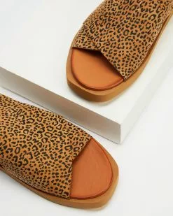 Bueno Jesse Scissors Leopard -Sandals Sales Shop http3A2F2Fstatic.theiconic.com .au2Fp2Fbueno 9164 7469431 3