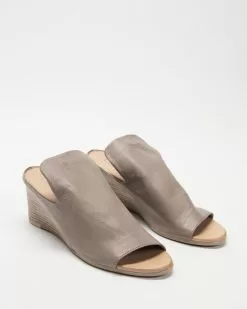 Bueno Joey Darkstone -Sandals Sales Shop http3A2F2Fstatic.theiconic.com .au2Fp2Fbueno 9192 2935241 3