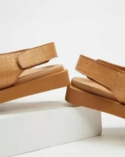 Bueno Jordyn Scissors -Sandals Sales Shop http3A2F2Fstatic.theiconic.com .au2Fp2Fbueno 9245 6107921 2