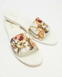 Camilla Printed Slides Reign Supreme