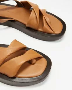 CAMILLA AND MARC Twister Flat Sandals Tobacco -Sandals Sales Shop http3A2F2Fstatic.theiconic.com .au2Fp2Fcamilla marc 6633 9270431 4