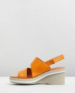 Camper Kyra Wedge Sandals Medium Orange -Sandals Sales Shop http3A2F2Fstatic.theiconic.com .au2Fp2Fcamper 1090 5340801 3