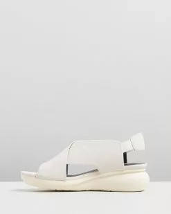 Camper Balloon Light Beige -Sandals Sales Shop http3A2F2Fstatic.theiconic.com .au2Fp2Fcamper 7799 459976 3