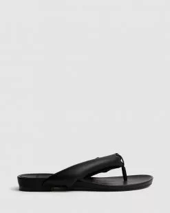 Cherrichella Breeze Sandals Black