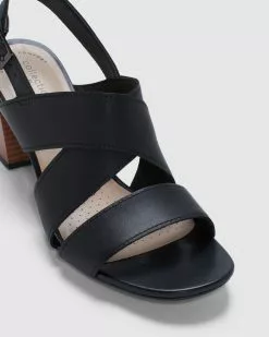 Clarks Jocelynne Bao Black Leather -Sandals Sales Shop http3A2F2Fstatic.theiconic.com .au2Fp2Fclarks 4224 3819631 4