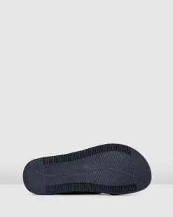 Clarks Elayne Cross Black Leather -Sandals Sales Shop http3A2F2Fstatic.theiconic.com .au2Fp2Fclarks 4721 5336141 5