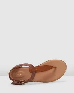 Clarks Karsea Post Tan Leather -Sandals Sales Shop http3A2F2Fstatic.theiconic.com .au2Fp2Fclarks 9342 6368241 6