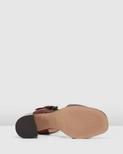 Clarks Landra70 Strap Tan Leather -Sandals Sales Shop http3A2F2Fstatic.theiconic.com .au2Fp2Fclarks 9518 1525341 5