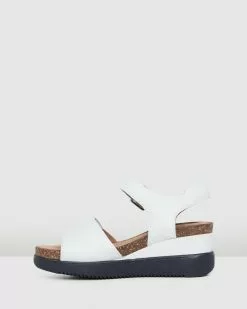 Clarks Lizby Strap White Leather -Sandals Sales Shop http3A2F2Fstatic.theiconic.com .au2Fp2Fclarks 9716 9666931 3